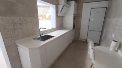 Casa en venta en Andalucia, Fuentes de Andalucía de 109.900 €