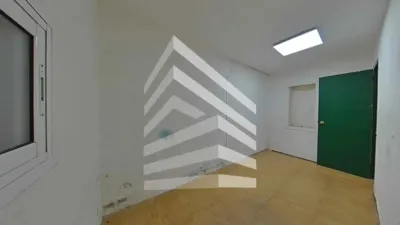 Apartment on Carrer del Doctor Trueta photo 18
