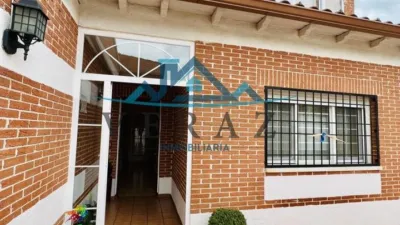 Casa pareada en venta en Calle de la Mina, Calera y Chozas de 109.900 €