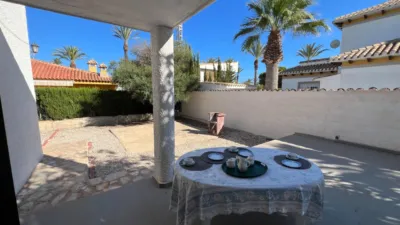 Chalet en venta en Calle Estribor, 2, Cabo Roig-La Zenia-La Regia (Distrito Orihuela Costa. Orihuela) de 775.000 €