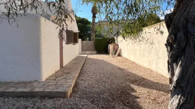 Chalet en venta en Calle Estribor, 2, Cabo Roig-La Zenia-La Regia (Distrito Orihuela Costa. Orihuela) de 775.000 €