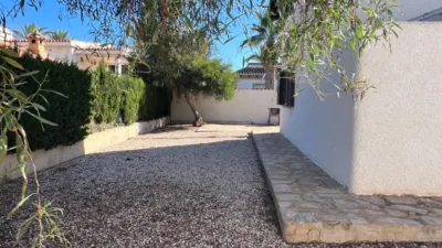 Chalet en venta en Calle Estribor, 2, Cabo Roig-La Zenia-La Regia (Distrito Orihuela Costa. Orihuela) de 775.000 €