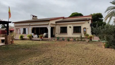 Chalet on Calle Pd Altet, No. 2109 photo 2