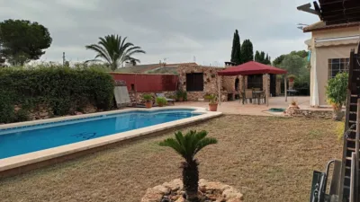 Chalet on Calle Pd Altet, No. 2109 photo 7