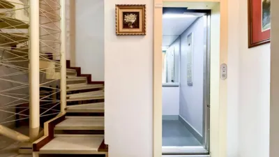 House for sale on Calle Palacios Malaver, 24 photo 3