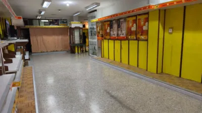 Local comercial en venta en Calle de Pablo Iglesias - Vista 2