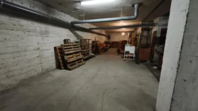 Local comercial en venta en Calle de Pablo Iglesias - Más