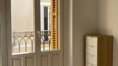 Apartment in Plaza de Isabel II photo 9