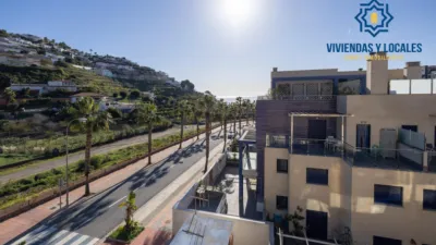 Piso en venta en Calle Pintor Dominguez de Haro, Número 6, Taramay (Almuñécar) de 340.000 €