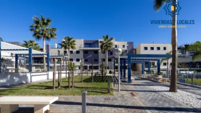 Piso en venta en Calle Pintor Dominguez de Haro, Número 6, Taramay (Almuñécar) de 340.000 €