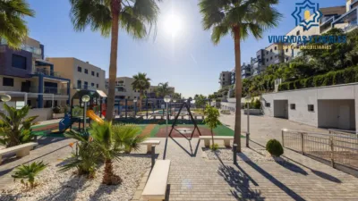 Piso en venta en Calle Pintor Dominguez de Haro, Número 6, Taramay (Almuñécar) de 340.000 €