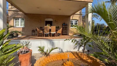 Chalet on Calle Alzabares Bajo photo 18