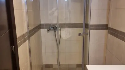 Piso en alquiler en Carrer de Rubén Vela, En Corts (Distrito Quatre Carreres. València Capital) de 1.500 €<span>/mes</span>