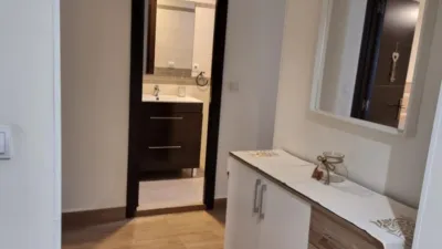 Piso en alquiler en Carrer de Rubén Vela, En Corts (Distrito Quatre Carreres. València Capital) de 1.500 €<span>/mes</span>