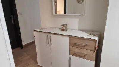 Piso en alquiler en Carrer de Rubén Vela, En Corts (Distrito Quatre Carreres. València Capital) de 1.500 €<span>/mes</span>