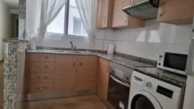 Piso en alquiler en Carrer de Rubén Vela, En Corts (Distrito Quatre Carreres. València Capital) de 1.500 €<span>/mes</span>