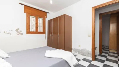Semi-detached house on Cervantes Street photo 19