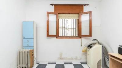 Semi-detached house on Cervantes Street photo 23