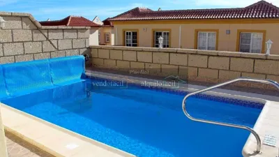 Chalet en Madroñal photo 4