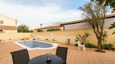 Chalet en Playa Flamenca photo 11