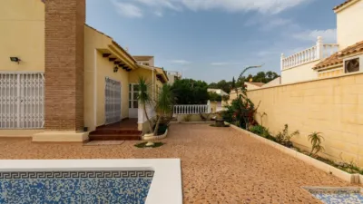 Chalet en Playa Flamenca photo 7