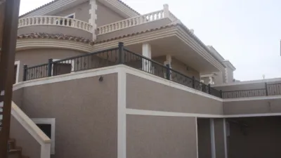 Chalet in Los Altos photo 2