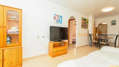 Apartment on Calle San Pascual photo 15