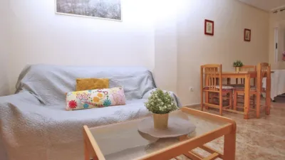 Piso – Torrevieja, Urbanización Calas Blancas - Más