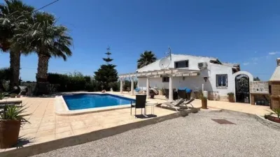 Casa – Dolores - Más