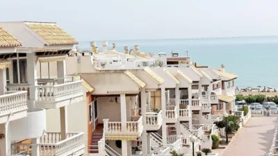 Apartment in Guardamar Playa photo 11