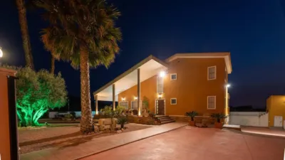 Chalet en venta en Calle Correntias Altas, Núcleo Urbano (Orihuela) de 675.000 €