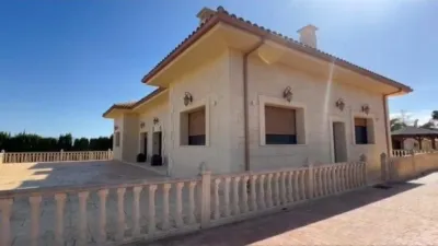 Chalet on Calle Polígono 29 photo 4
