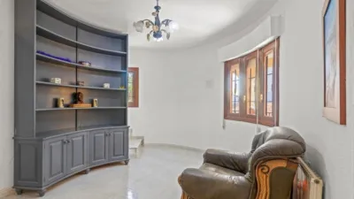 Chalet en venta en Calle de los Pirineos, Las Filipinas-Villamartín-Canal Norte (Distrito Orihuela Costa. Orihuela) de 450.000 €