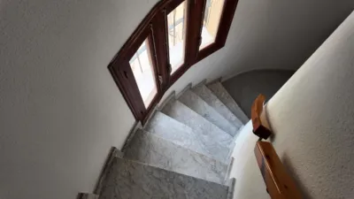 Chalet en venta en Calle de los Pirineos, Las Filipinas-Villamartín-Canal Norte (Distrito Orihuela Costa. Orihuela) de 450.000 €