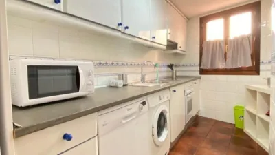 Casa adosada en alquiler en Calle Yza Gidelli, Plaza Mayor-San Agustín (Segovia Capital) de 2.300 €<span>/mes</span>