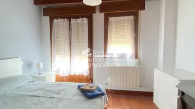 Casa adosada en alquiler en Calle Yza Gidelli, Plaza Mayor-San Agustín (Segovia Capital) de 2.300 €<span>/mes</span>