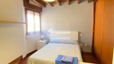 Casa adosada en alquiler en Calle Yza Gidelli, Plaza Mayor-San Agustín (Segovia Capital) de 2.300 €<span>/mes</span>