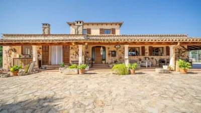 Chalet in Can Picafort photo 2