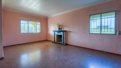 Chalet en venta en Calle Seguirilla, Sanlúcar la Mayor de 350.000 €