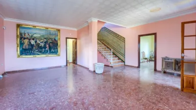Chalet en venta en Calle Seguirilla, Sanlúcar la Mayor de 350.000 €