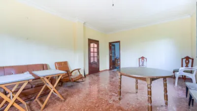 Chalet en venta en Calle Seguirilla, Sanlúcar la Mayor de 350.000 €