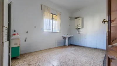Chalet en venta en Calle Seguirilla, Sanlúcar la Mayor de 350.000 €