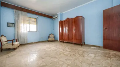 Chalet en venta en Calle Seguirilla, Sanlúcar la Mayor de 350.000 €