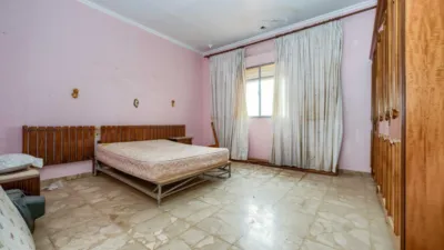 Chalet en venta en Calle Seguirilla, Sanlúcar la Mayor de 350.000 €