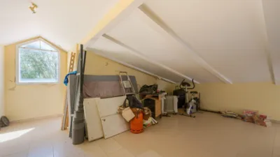 Chalet en venta en Avenida de las Mimosas, cerca de Avenida de las Begonias, El Zaudín-Club de Golf (Bormujos) de 559.500 €