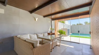 Casa pareada en venta en Calle Verdejo, cerca de Calle Moscatel, Espartinas de 340.000 €