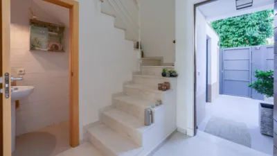 Casa pareada en venta en Calle Verdejo, cerca de Calle Moscatel, Espartinas de 340.000 €