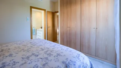 Casa pareada en venta en Calle Verdejo, cerca de Calle Moscatel, Espartinas de 340.000 €