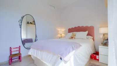 Casa pareada en venta en Calle Verdejo, cerca de Calle Moscatel, Espartinas de 340.000 €