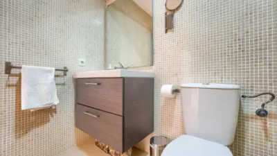 Casa pareada en venta en Calle Verdejo, cerca de Calle Moscatel, Espartinas de 340.000 €
